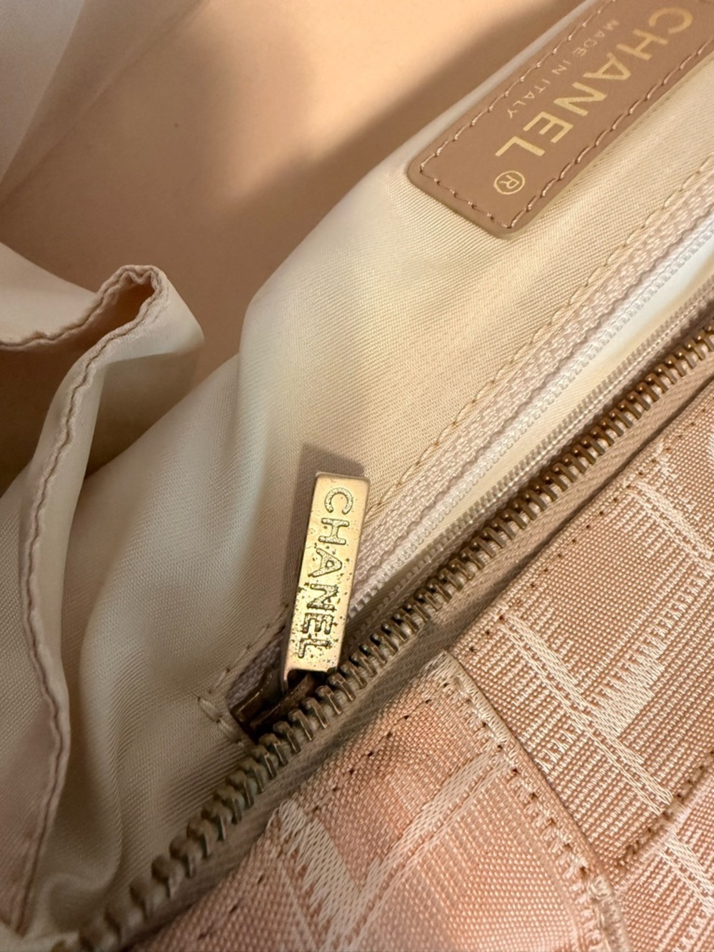 CHANEL CC Travel Line Tote Bag - Picture 13 of 15